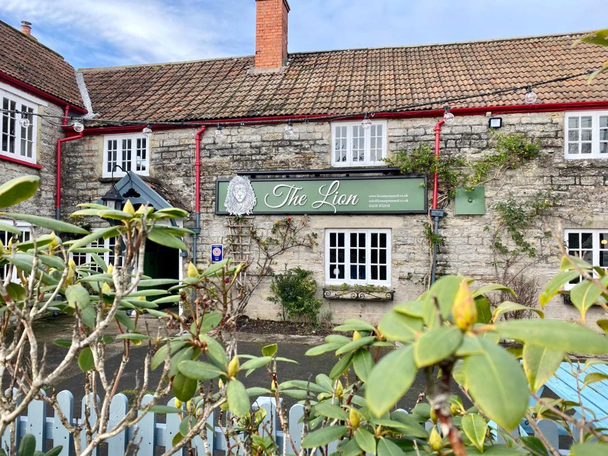 Hotel The Lion At West Pennard Exterior foto The Lion Inn, Great Bowden