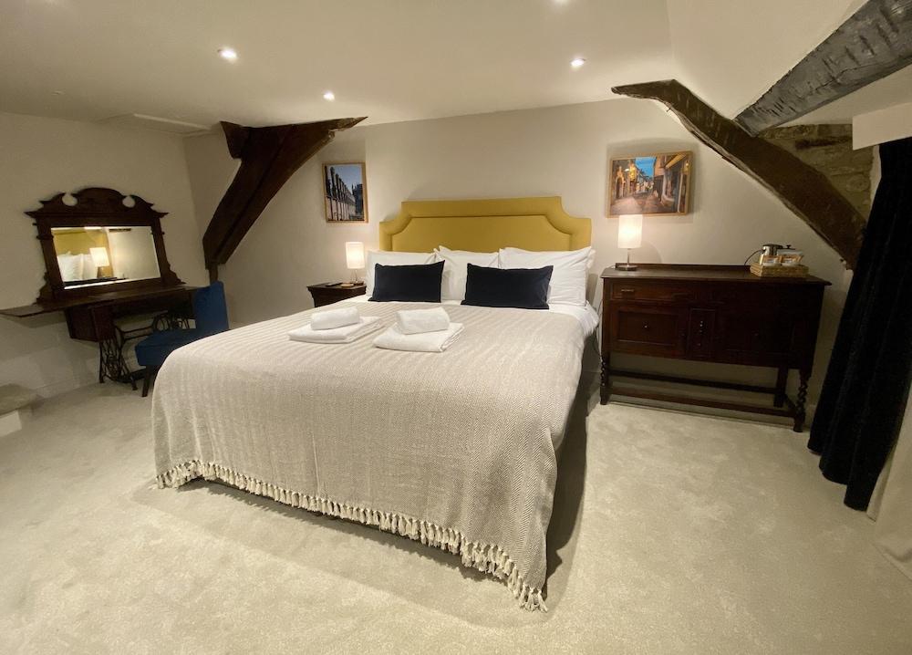Hotel The Lion At West Pennard Exterior foto The Old Vicarage, 2019